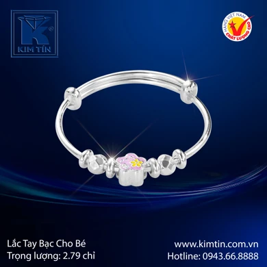 Lắc tay bạc cho bé