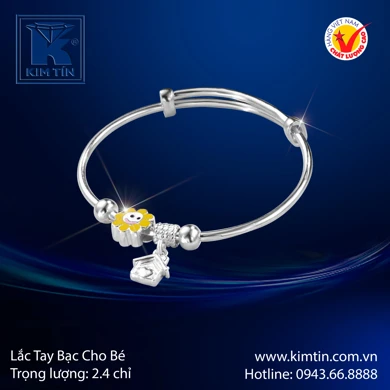 Lắc tay bạc cho bé 