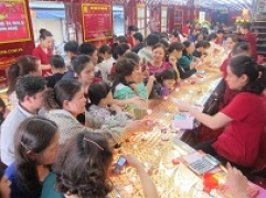Thông tin thị trường vàng sáng 25.8.2017: Vàng dùng dằng giữa hai chiều tăng, giảm