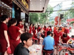 Thông tin thị trường vàng sáng 06.9.2017: Vàng tiếp tục trụ vững ở mức cao