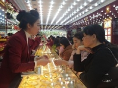 Thông tin thị trường vàng sáng 17.1.2018: Vàng thế giới trụ vững ở mức cao, trong nước giảm nhẹ