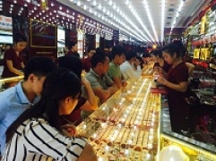 Thông tin thị trường vàng sáng 28.3.2018: Vàng quay đầu giảm giá