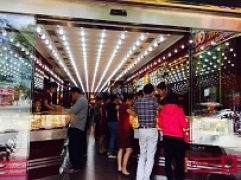 Thông tin thị trường vàng sáng 26.7.2018: Vàng chưa dừng đà giảm