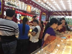 Thông tin thị trường vàng sáng 30.10.2018: Vàng vẫn dấu hiệu giảm nhẹ