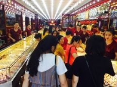 Thông tin thị trường vàng sáng 15.8.2019: Sau phiên giảm sâu vàng lại bật tăng trở lại