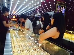 Thông tin thị trường vàng sáng 19.8.2019: Đầu tuần vàng giảm nhẹ