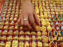 Bản tin thị trường vàng sáng 2.10: Giá vàng tương đối ổn định