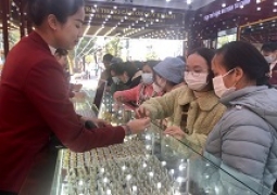 Bản tin thị trường vàng sáng 3/4/2023: Đầu tuần giá vàng ít biến động