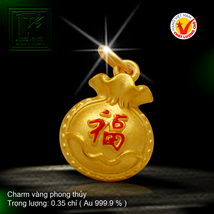 Charm vàng phong thủy